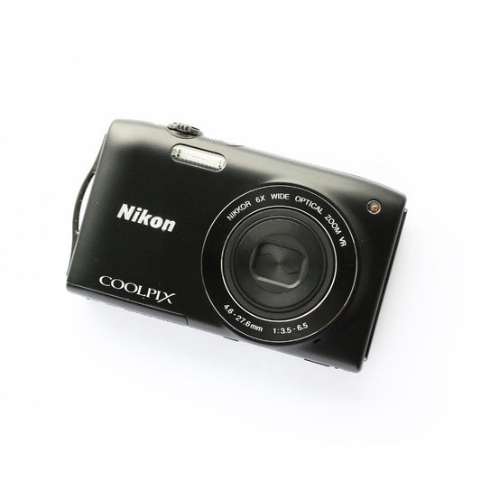 Nikon COOLPIX S3300