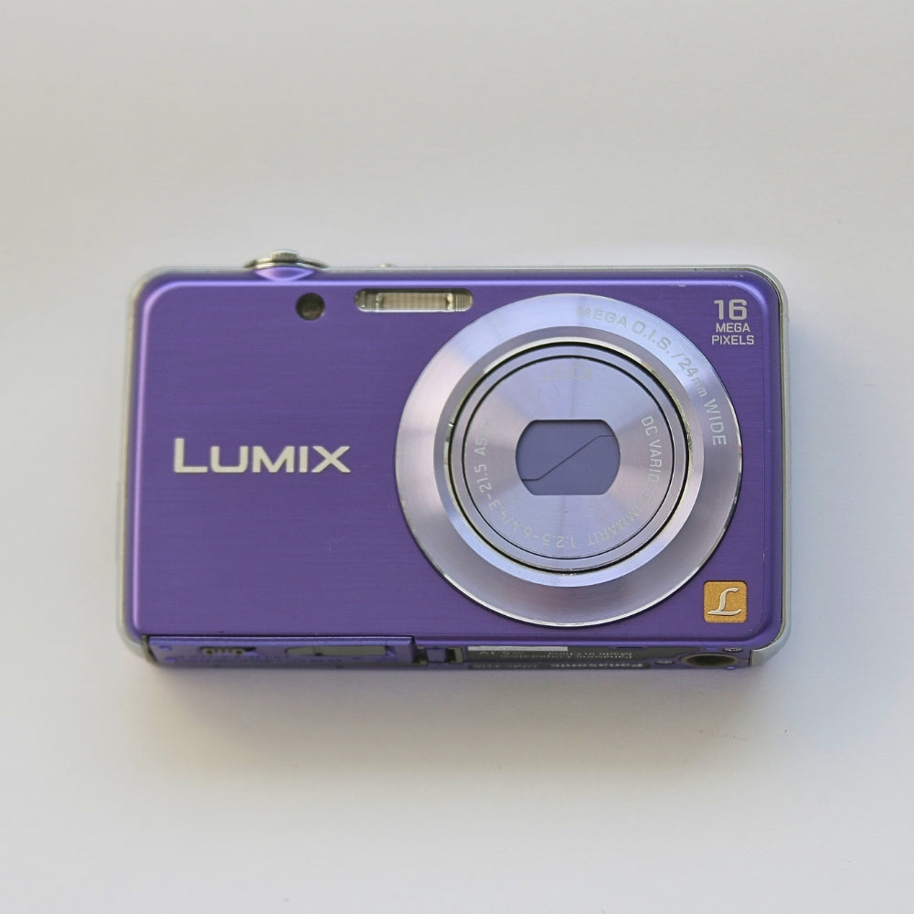 Panasonic LUMIX DMC-FH8