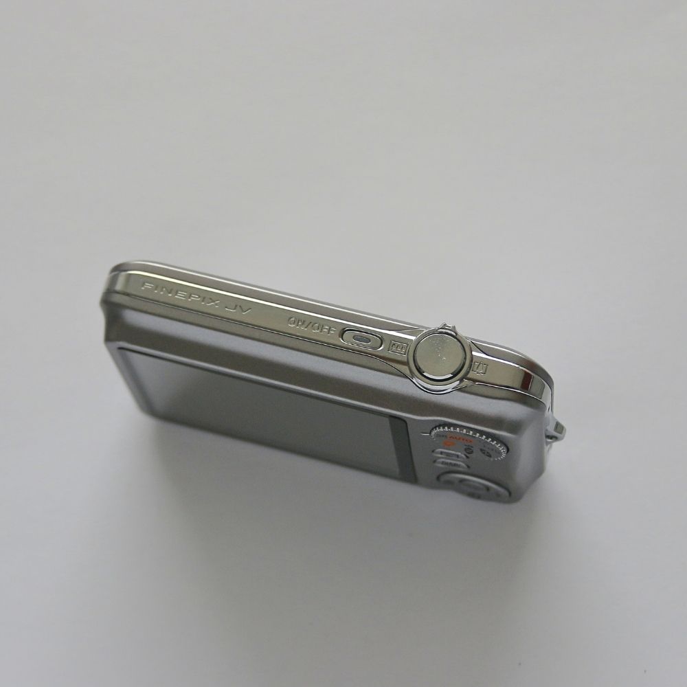 Fujifilm FINEPIX JV100