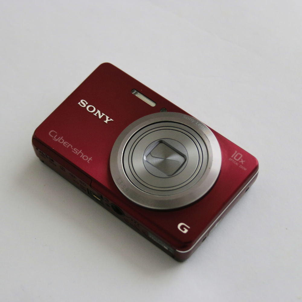 Sony Cyber-shot DSC-W690