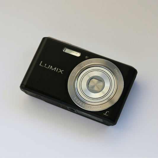 Panasonic Lumix DMC-F5