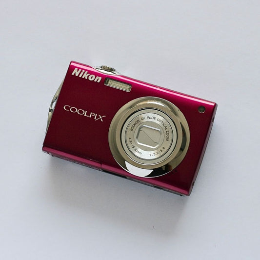 Nikon COOLPIX S4000