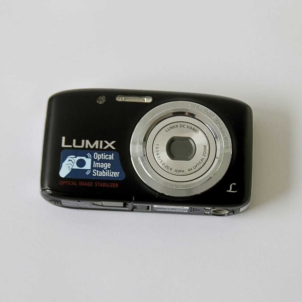 Panasonic LUMIX DMC-S5