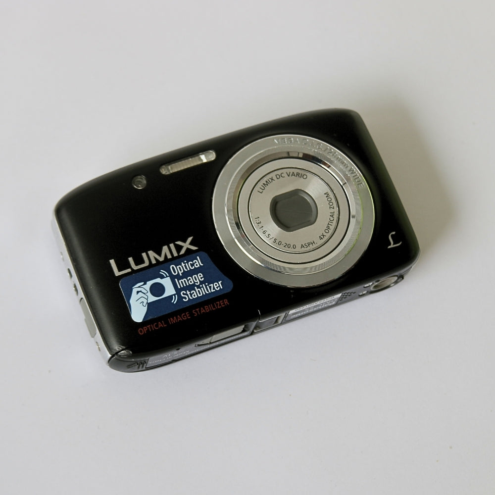 Panasonic LUMIX DMC-S5