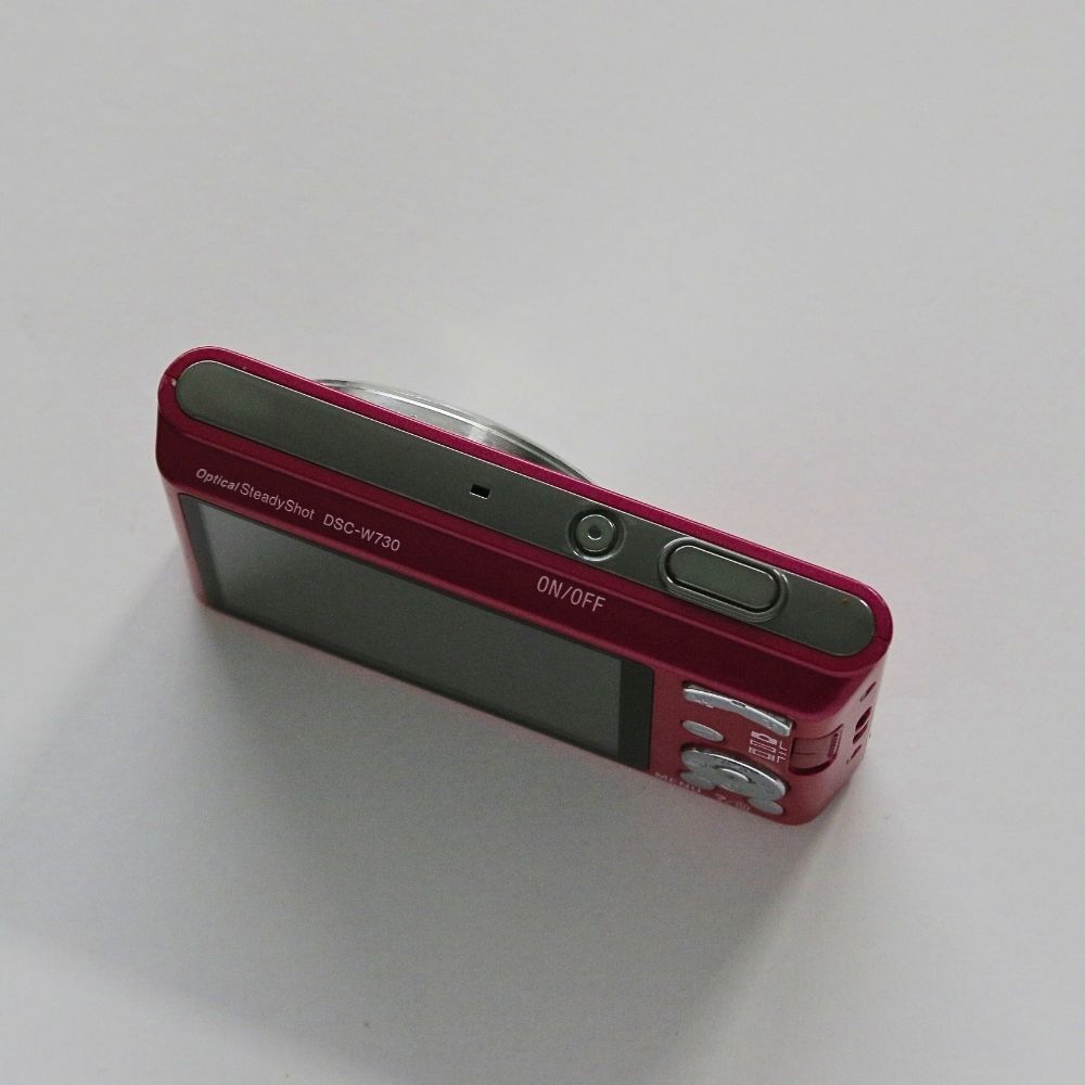 Sony Cyber-shot DSC-W730