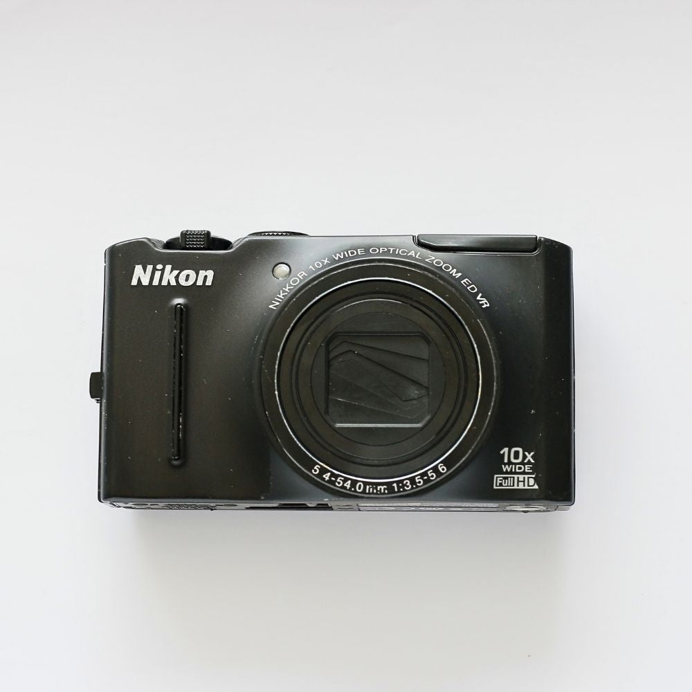 Nikon COOLPIX S8100