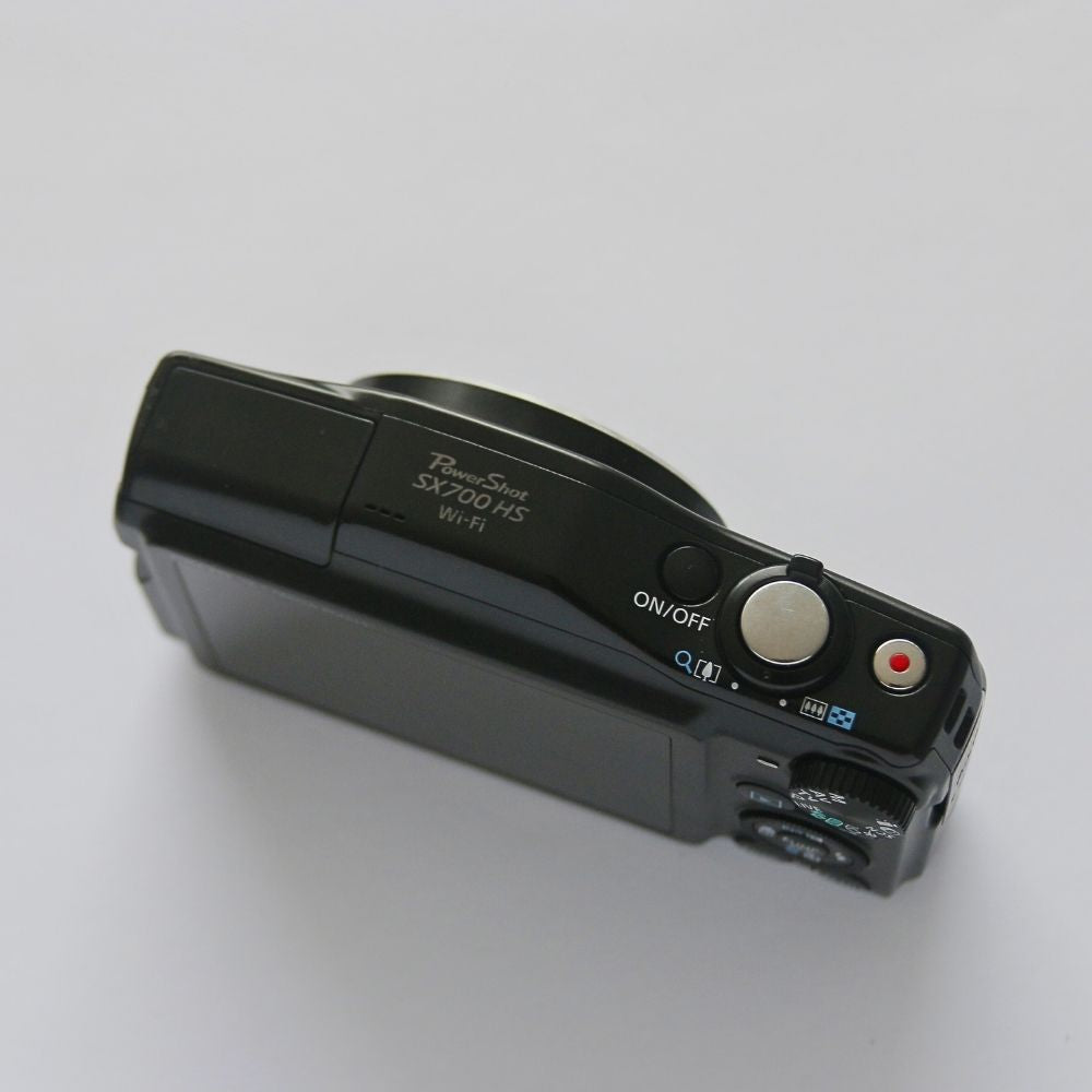 Canon PowerShot SX700 HS