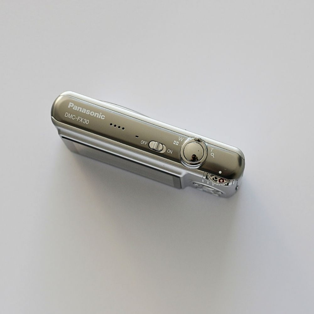 Panasonic Lumix DMC-FX30