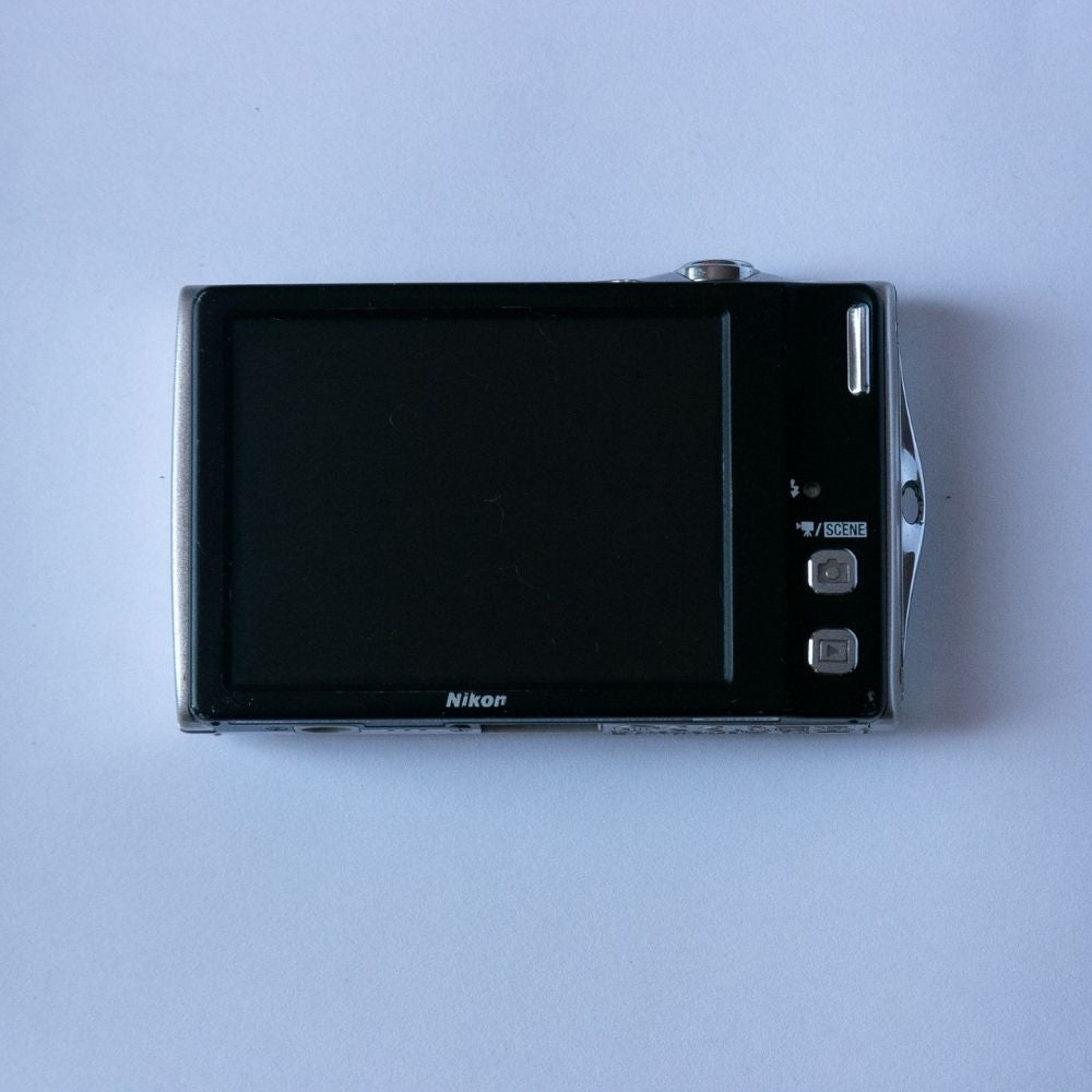 Nikon COOLPIX S4000