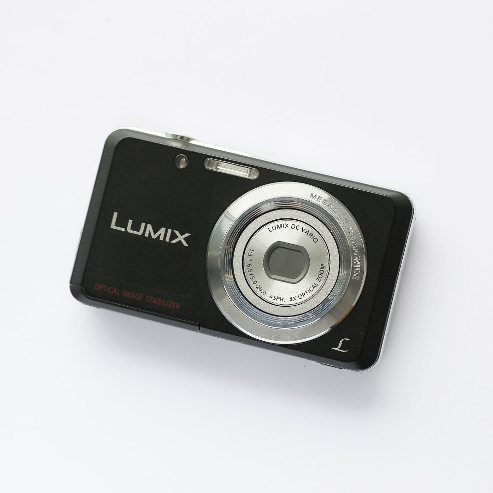 Panasonic LUMIX DMC-FH4