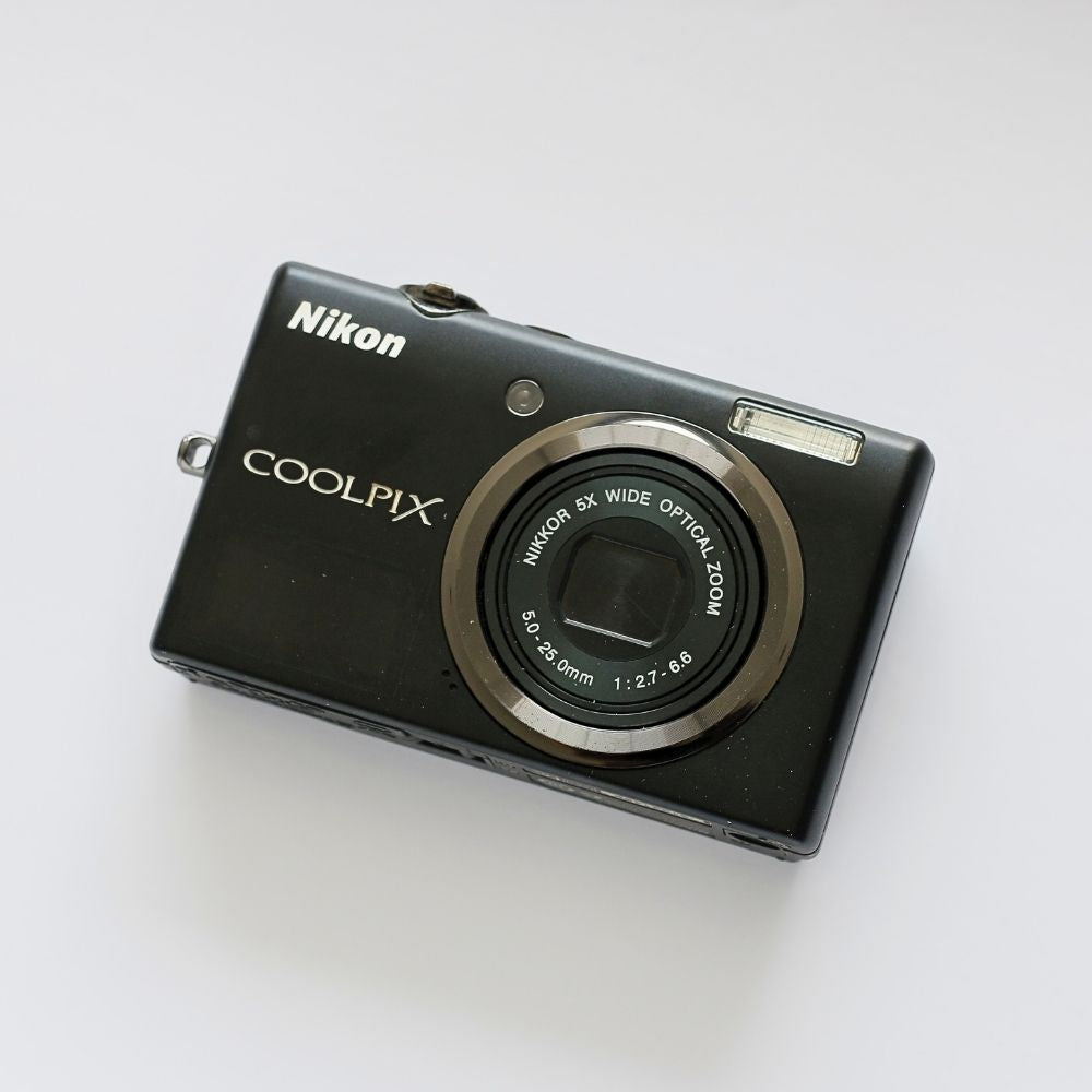 Nikon COOLPIX S570