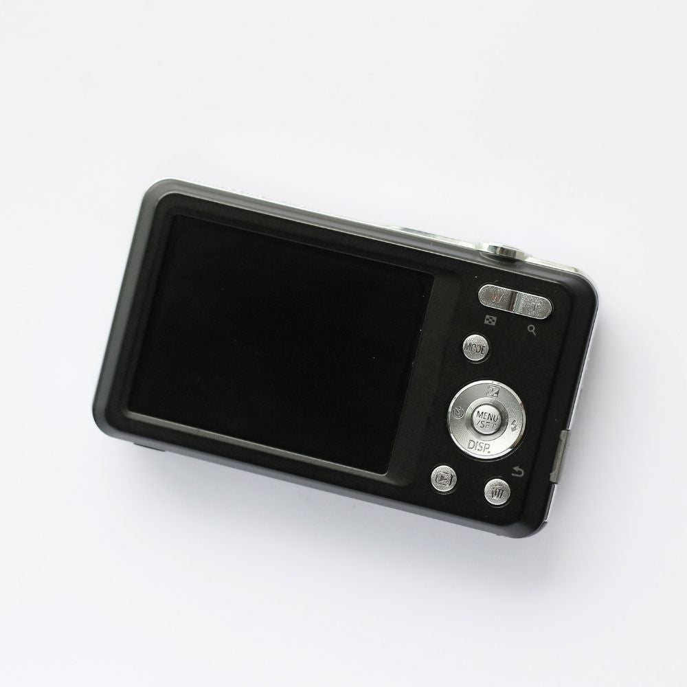 Panasonic LUMIX DMC-FH4