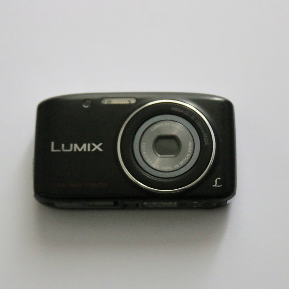 Panasonic LUMIX DMC-S2