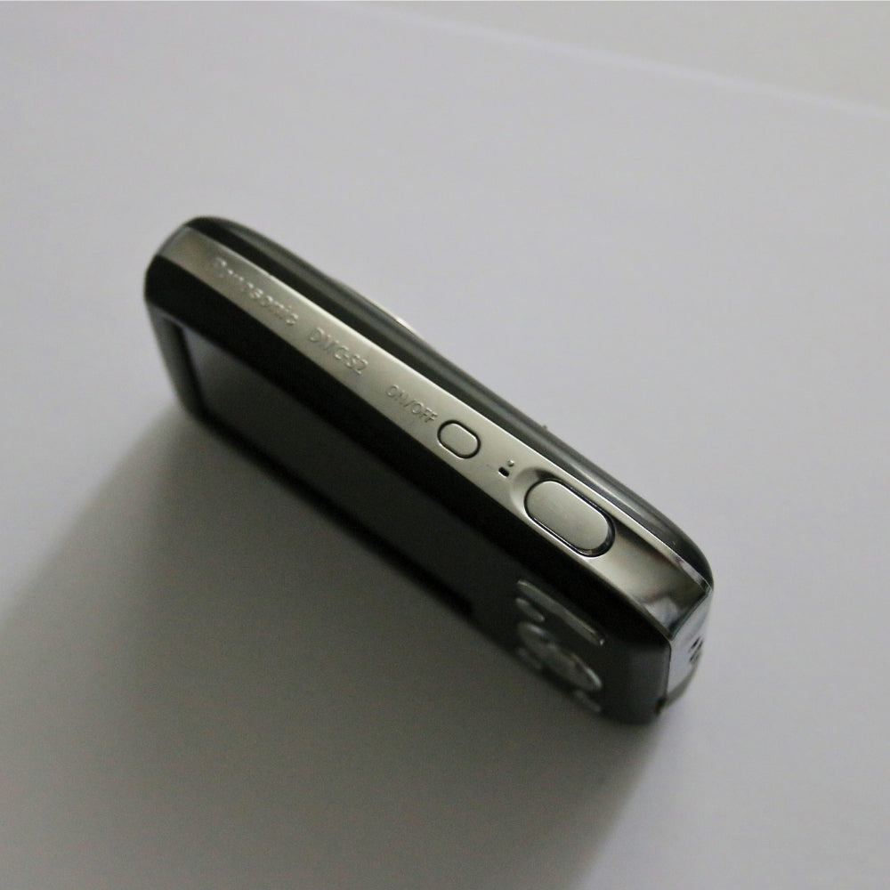 Panasonic LUMIX DMC-S2
