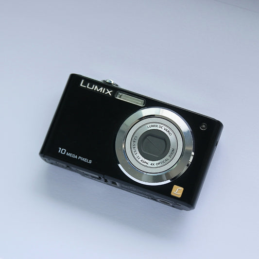 Panasonic Lumix DMC-F2