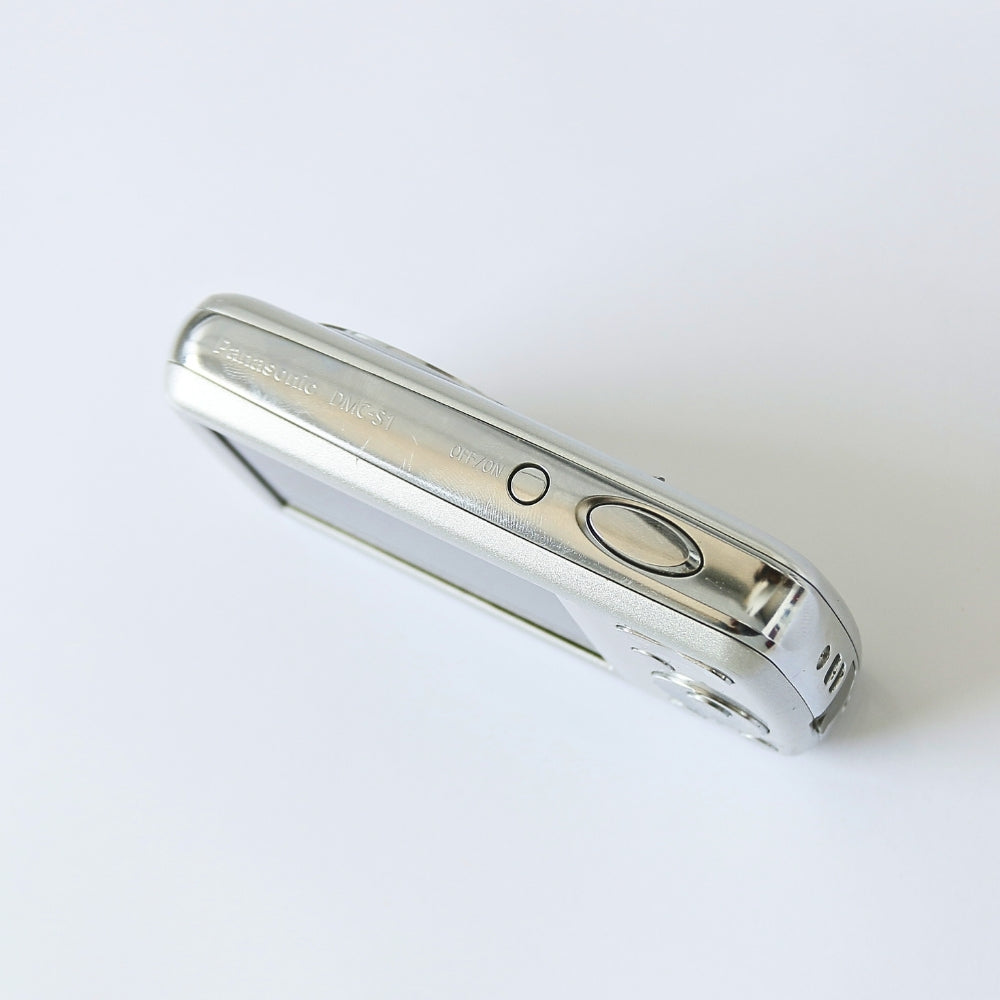 Panasonic LUMIX DMC-S1