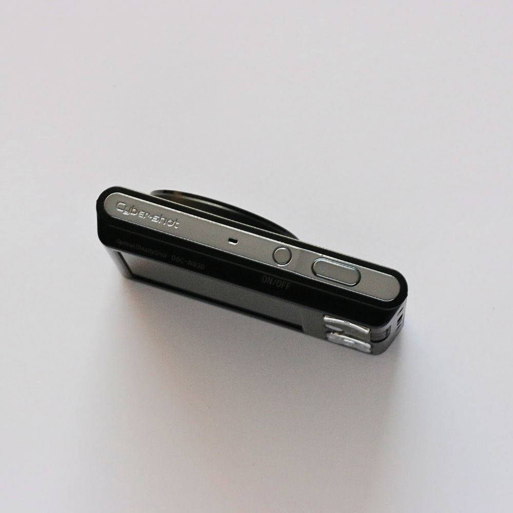 SONY Cyber-shot DSC-W830