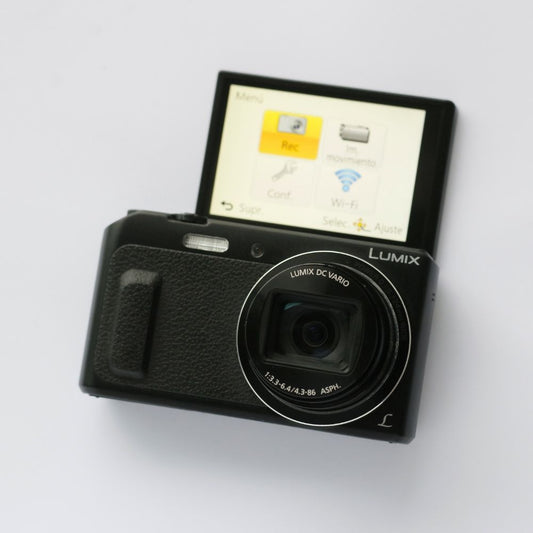 Panasonic LUMIX DMC-ZS45 Selfie
