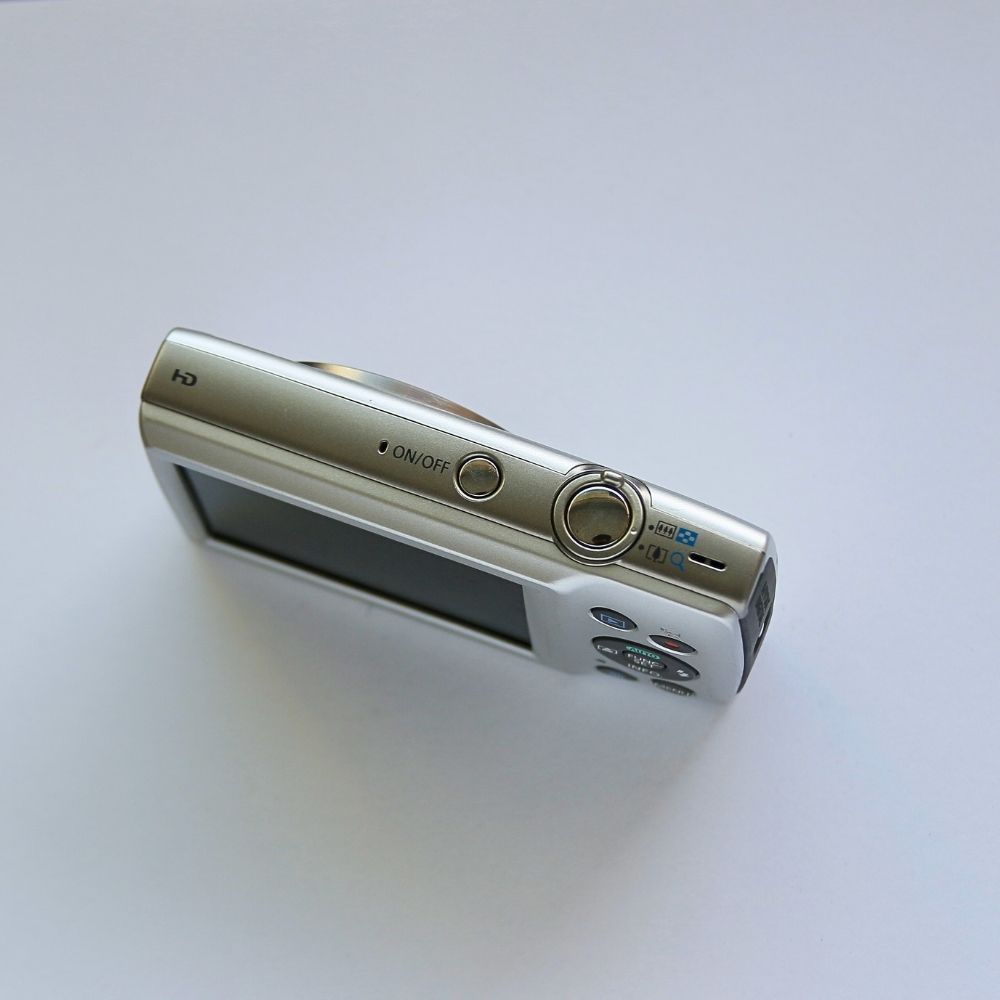 Canon PoweShot ELPH 180 HD