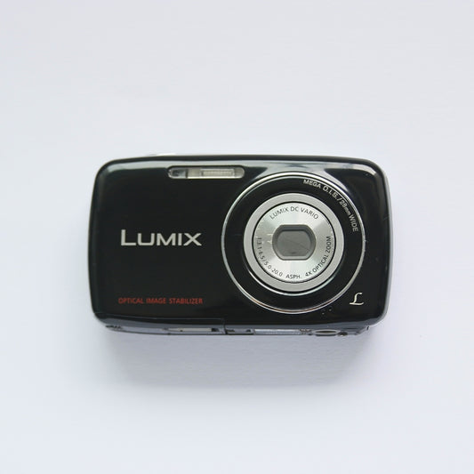Panasonic LUMIX DMC-S3