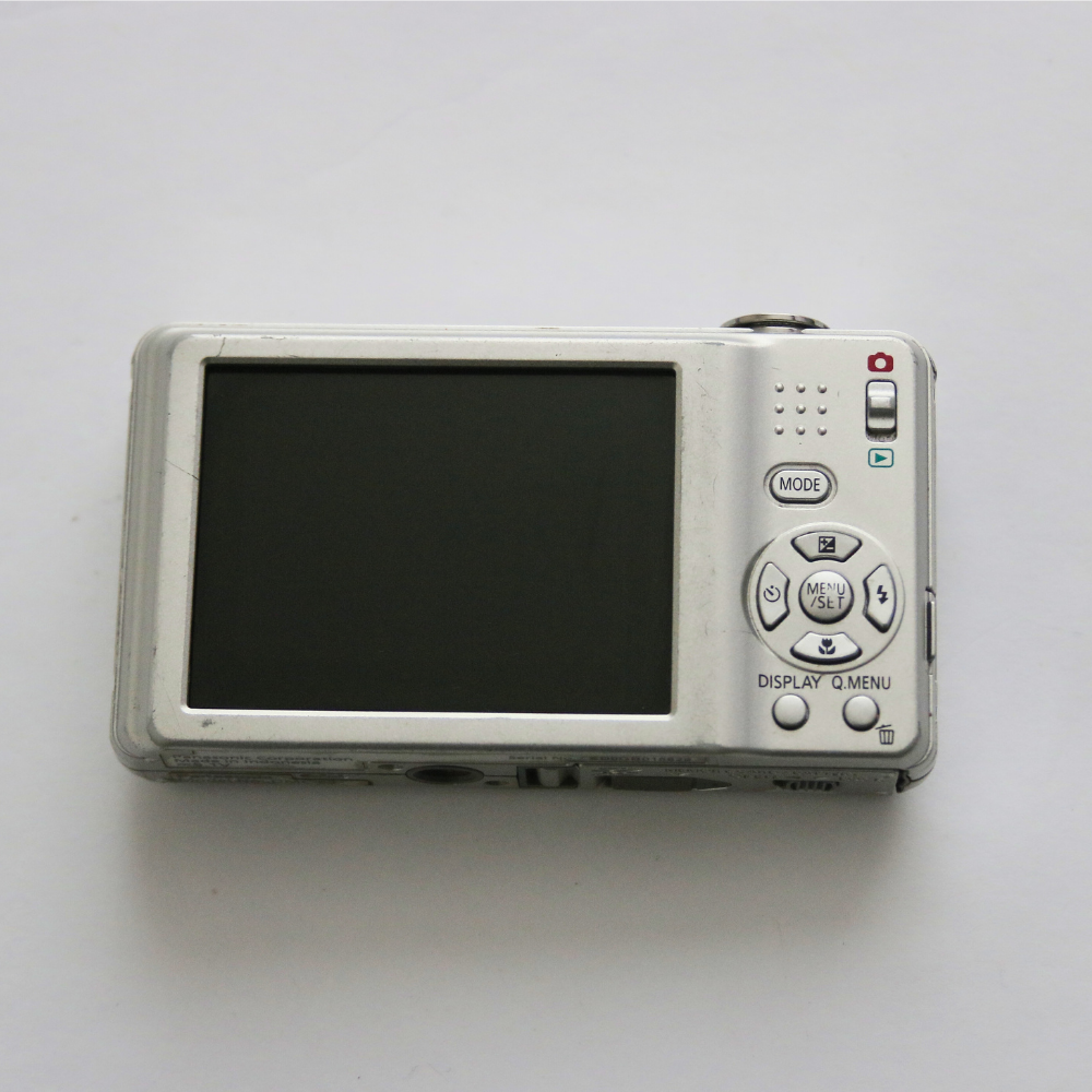 Panasonic Lumix DMC-F3