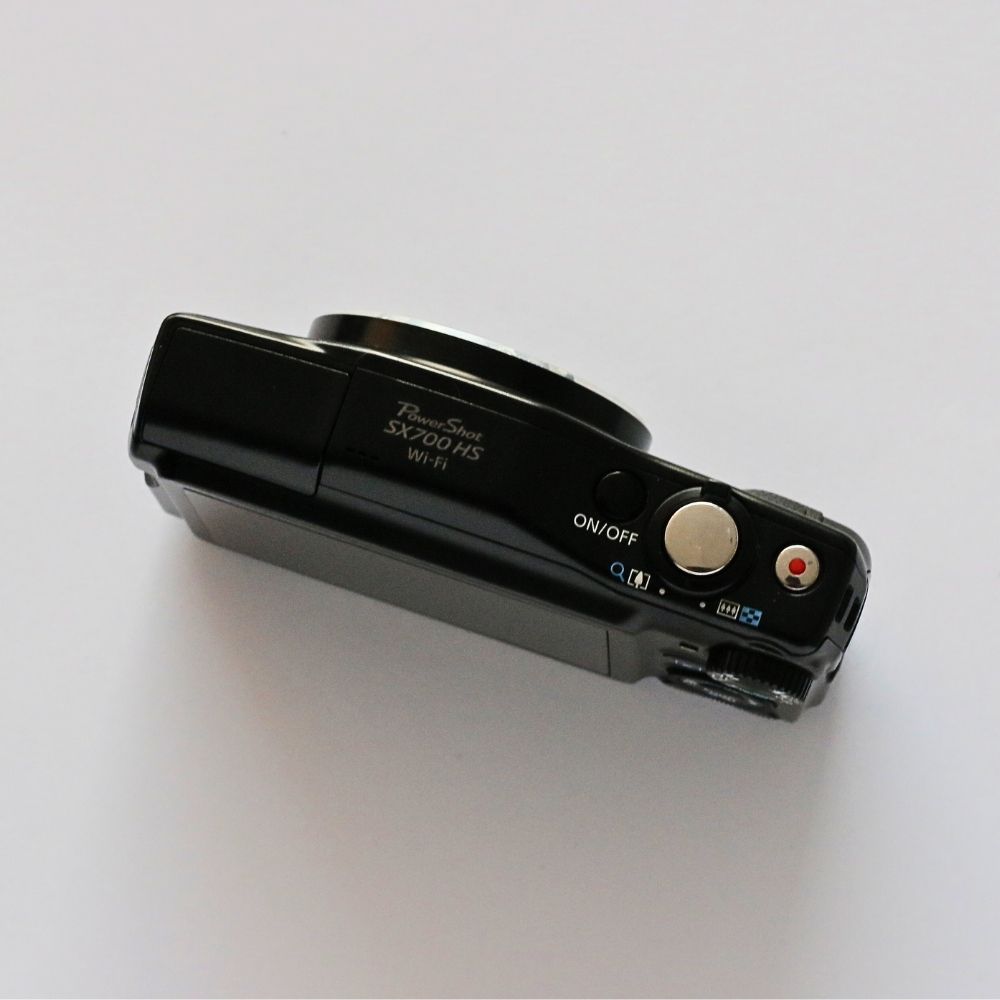 Canon PowerShot SX700 HS