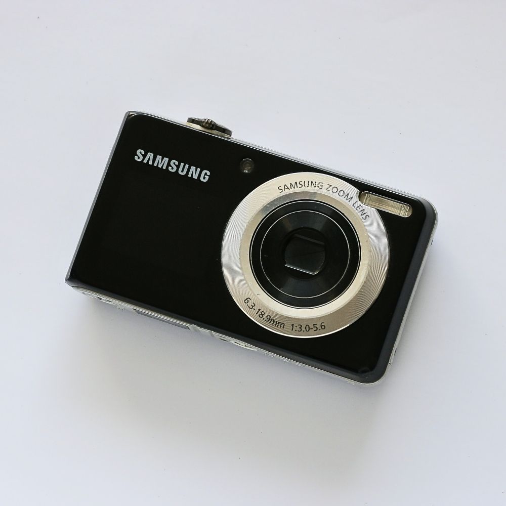 Samsung PL100 Selfie