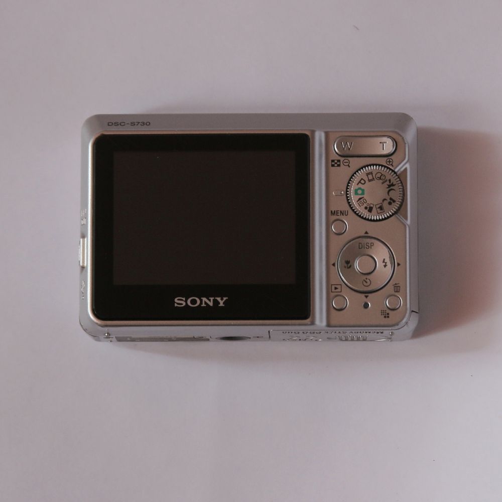 Sony Cyber-shot DSC-S730