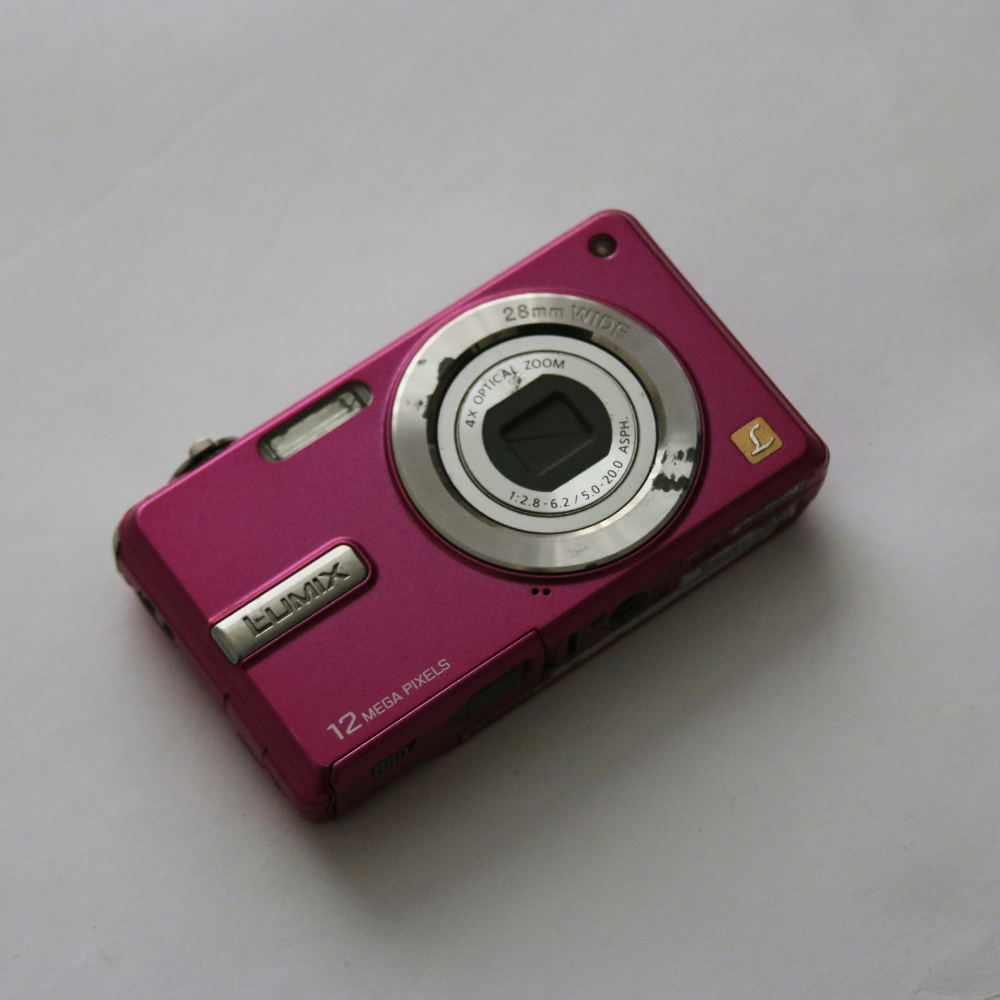 Panasonic Lumix DMC-F3