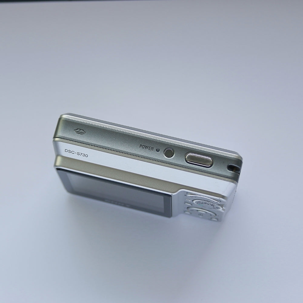 Sony Cyber-shot DSC-S730