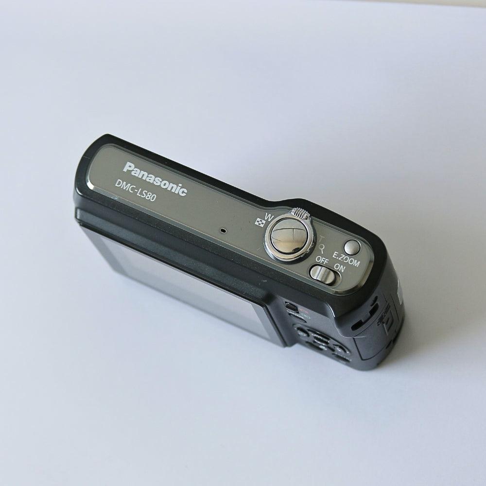 Panasonic LUMIX DMC-LS80