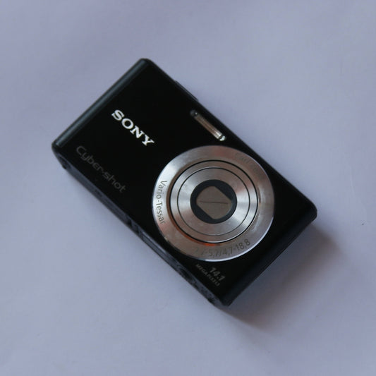 Sony Cyber-shot DSC-W530