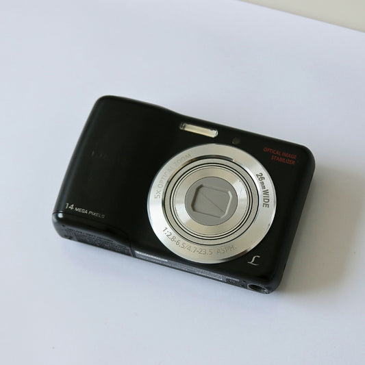 Panasonic LUMIX DMC-LS5