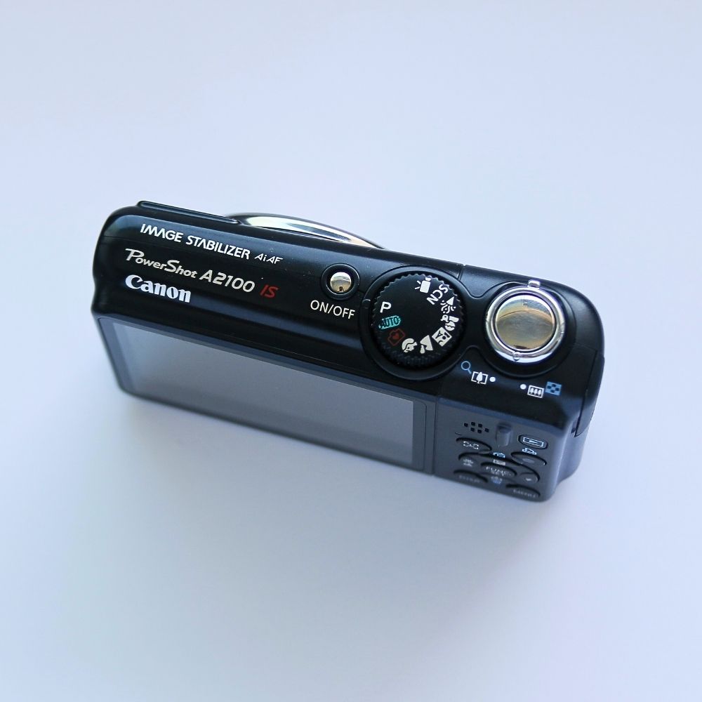 Canon PowerShot A2100 IS