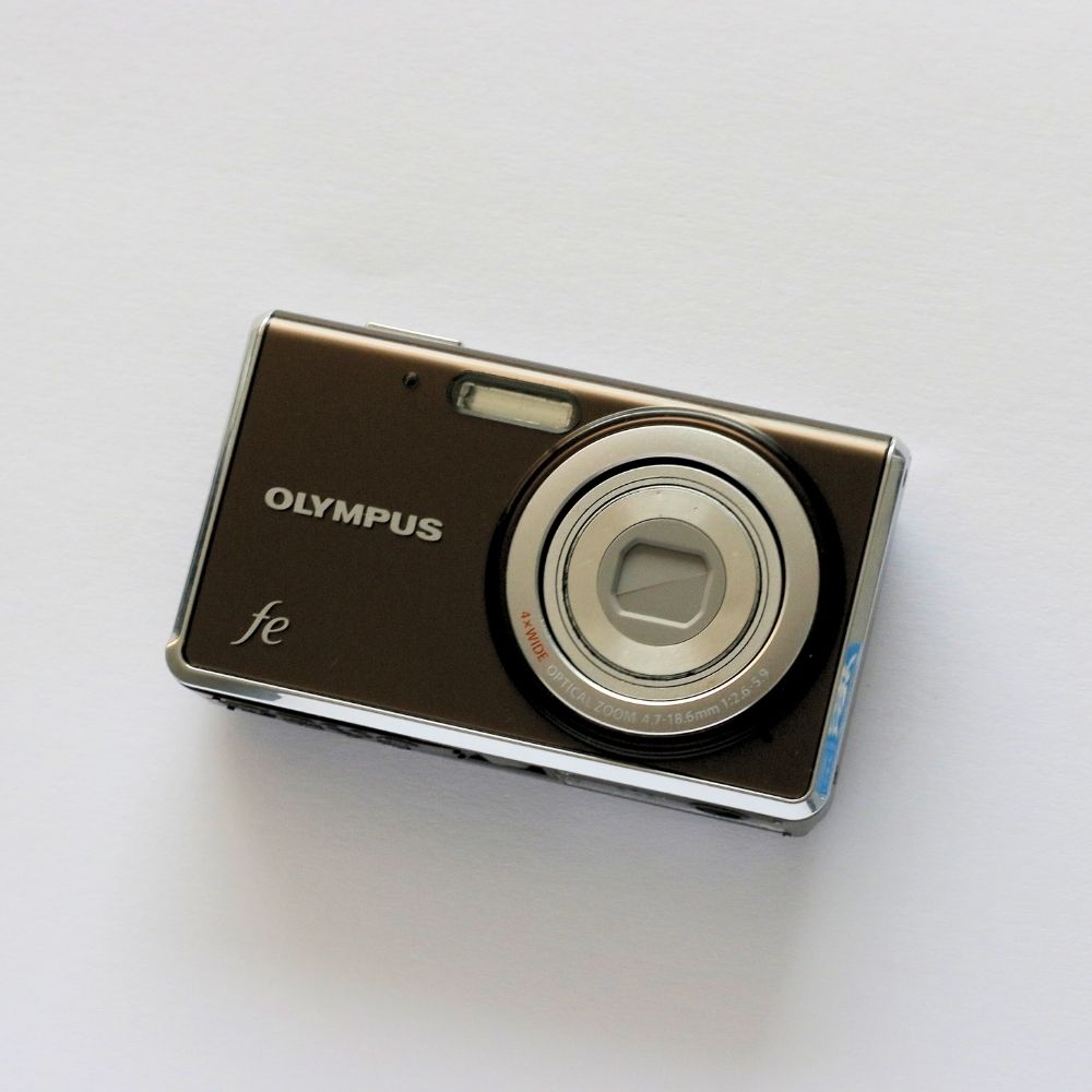 OLYMPUS FE-4020
