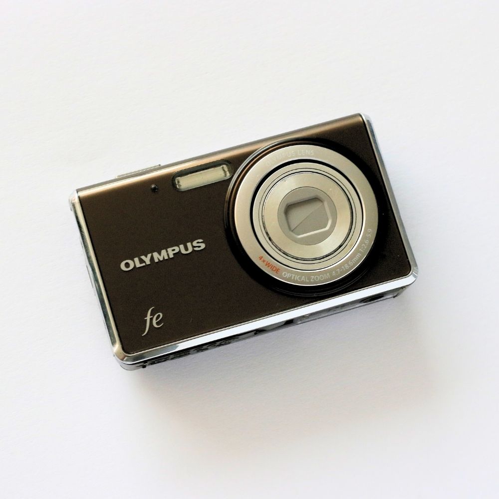 OLYMPUS FE-4020