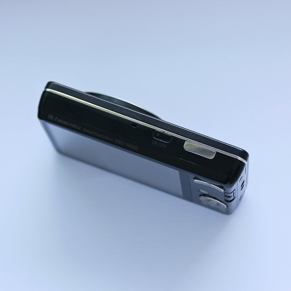 Sony Cyber-shot DSC-W690