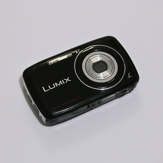 Panasonic LUMIX DMC-S1