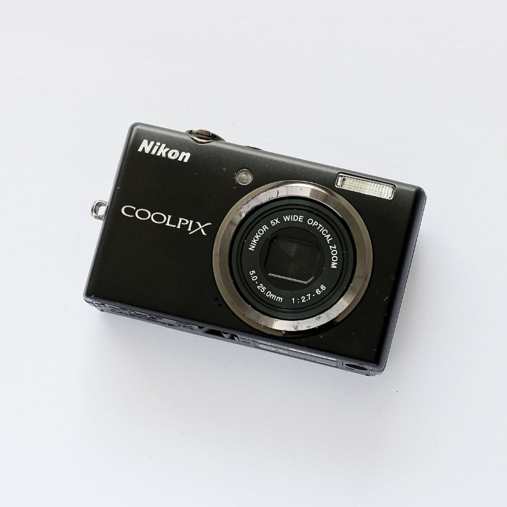 Nikon COOLPIX S570