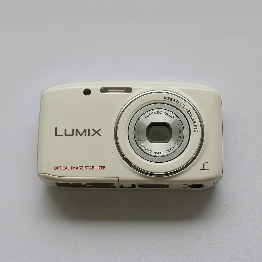 Panasonic LUMIX DMC-S2