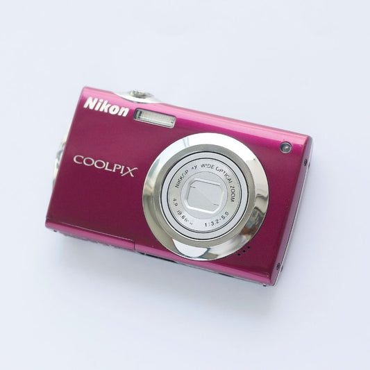 Nikon COOLPIX S4000