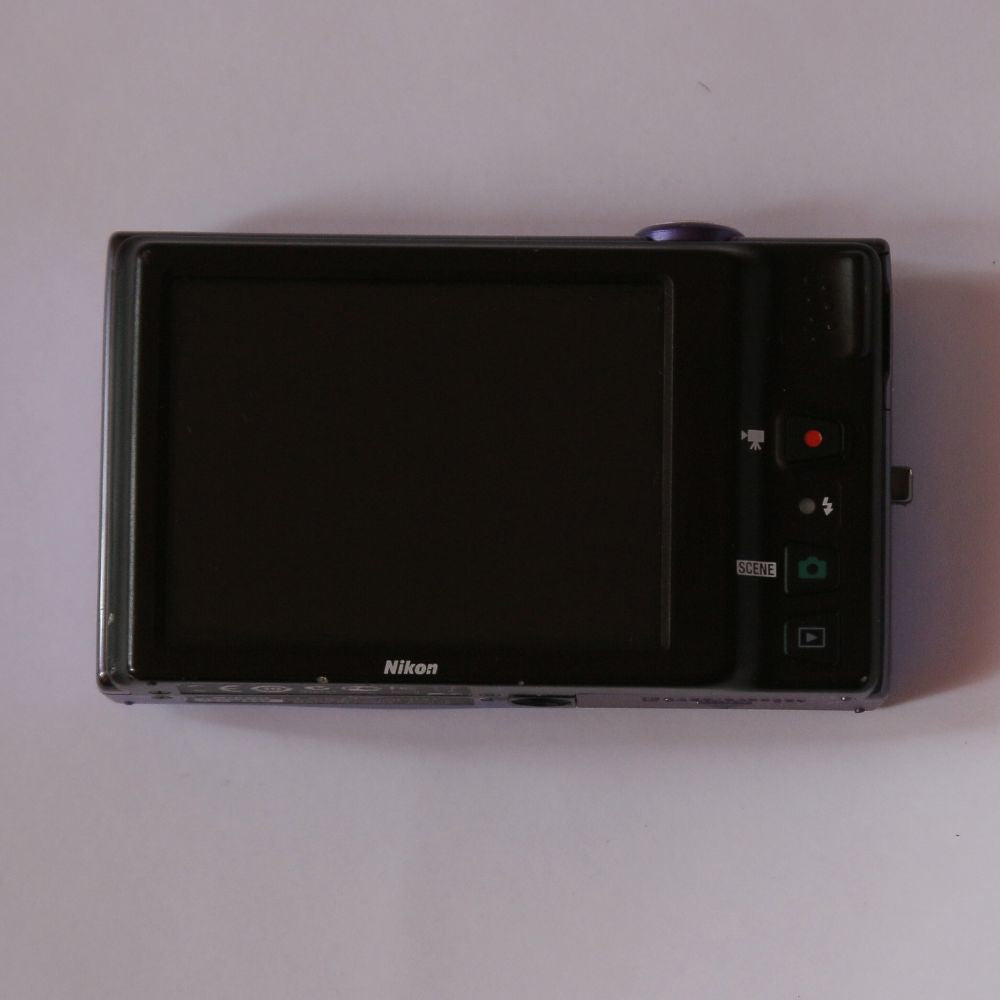 Nikon COOLPIX S6100