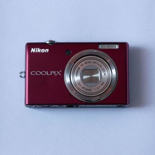 Nikon COOLPIX S570