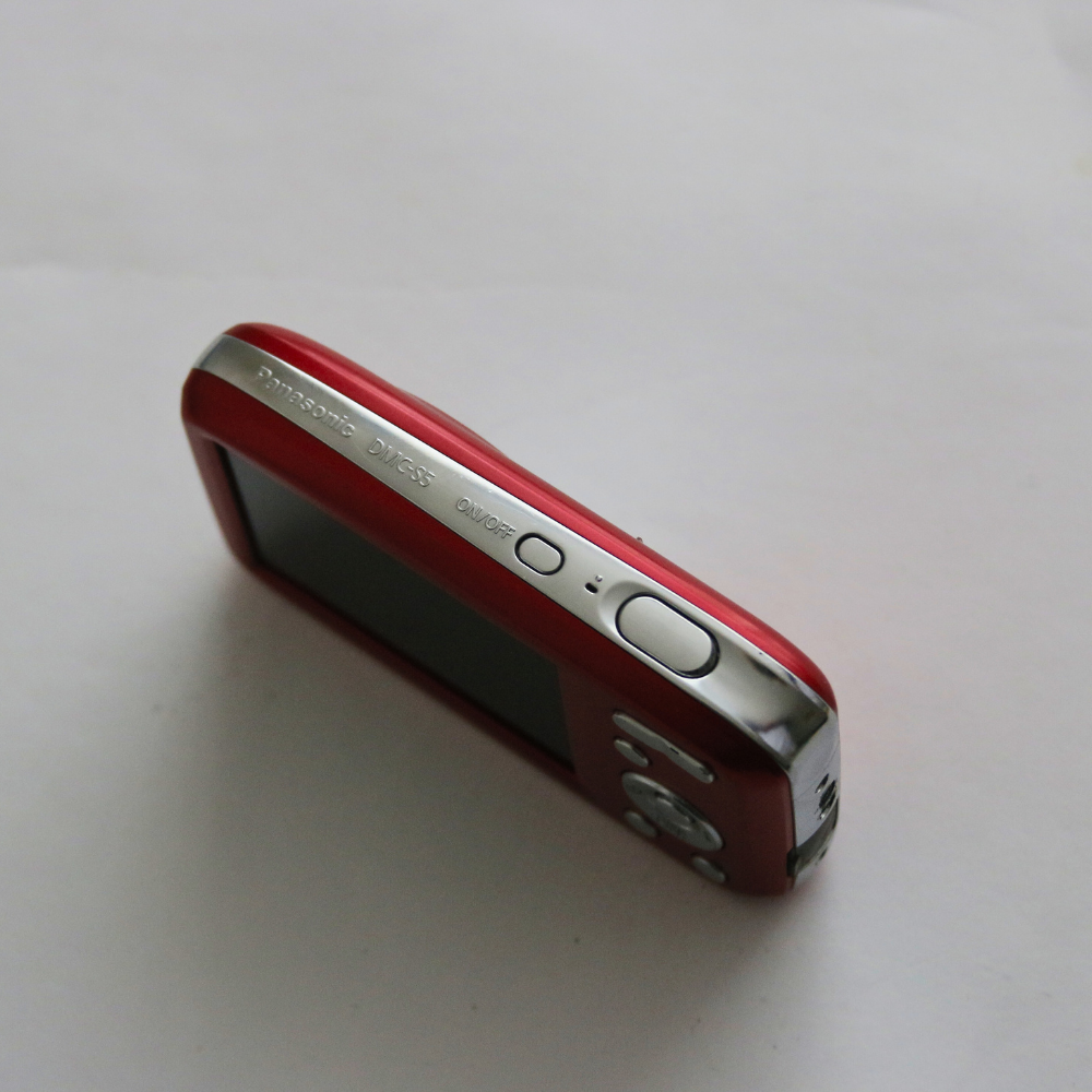 Panasonic LUMIX DMC-S5