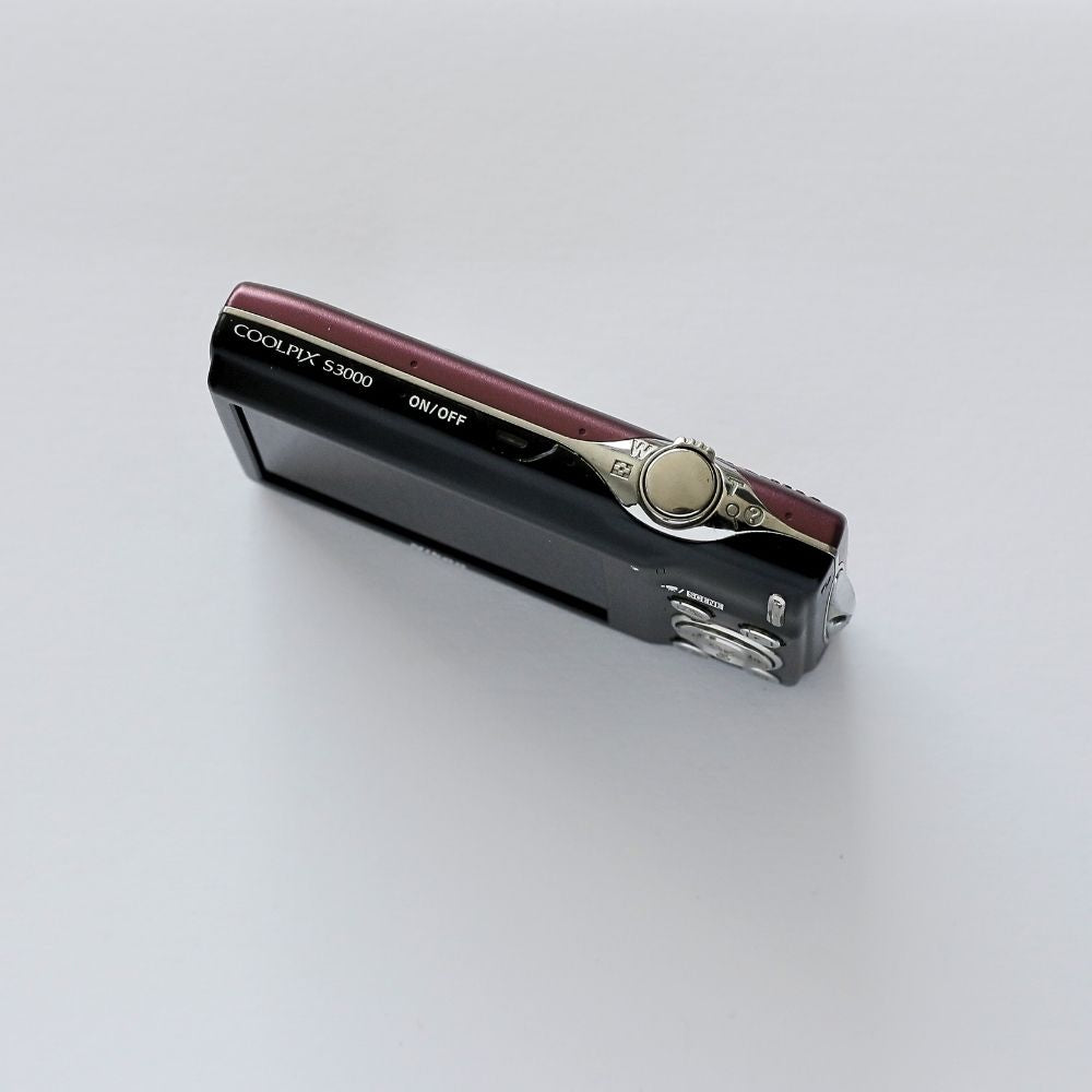 Nikon Coolpix S3000