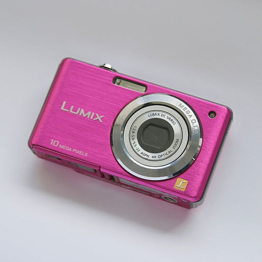 Panasonic LUMIX DMC-FS7