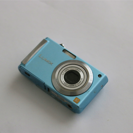 Panasonic LUMIX DMC-FS3