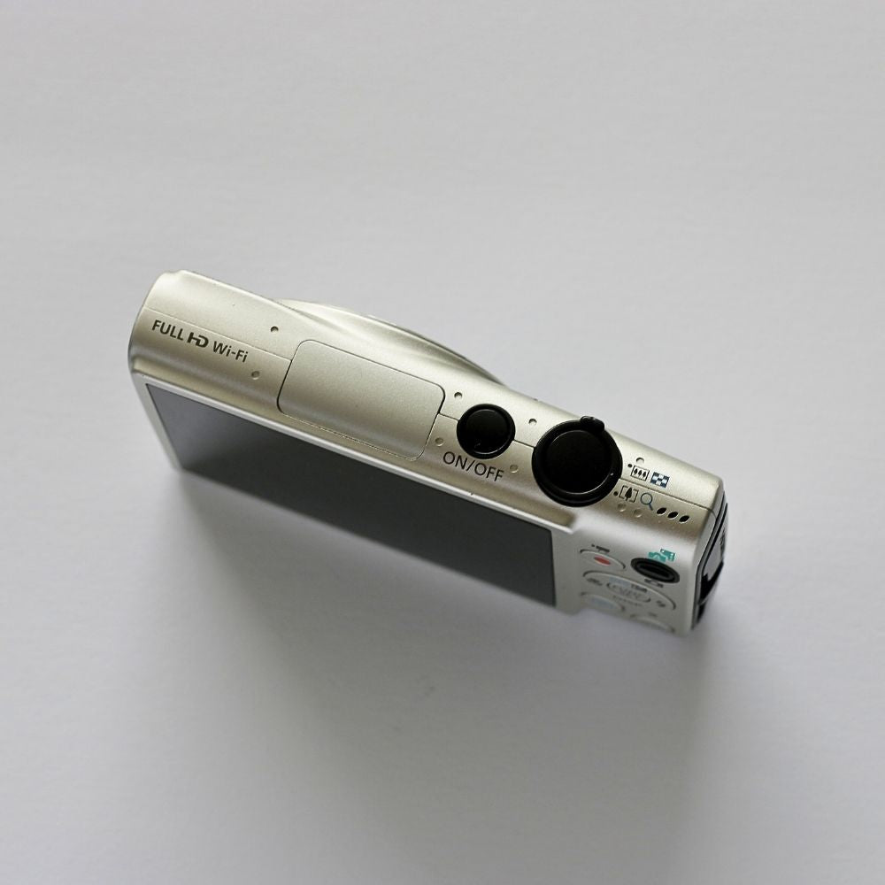 Canon PowerShot ELPH 330