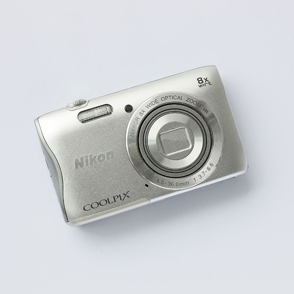 Nikon COOLPIX S3700