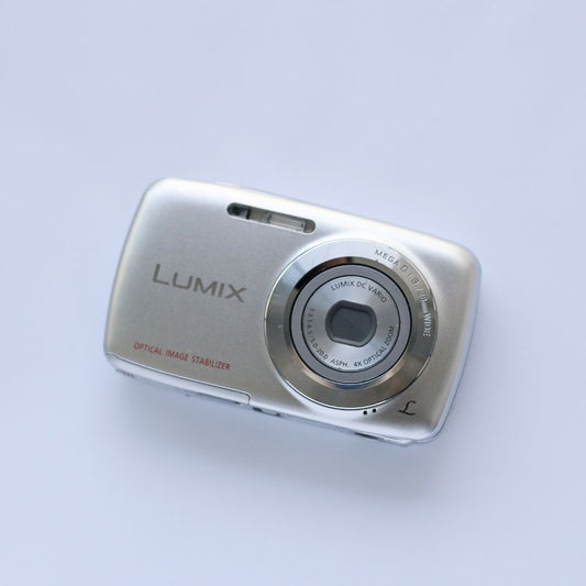 Panasonic LUMIX DMC-S1